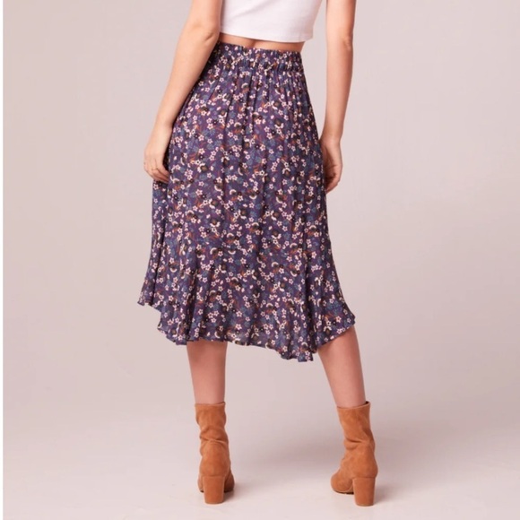 Band of the free nwt LINAELLE PURPLE FLORAL WRAP SKIRT - Picture 2 of 11